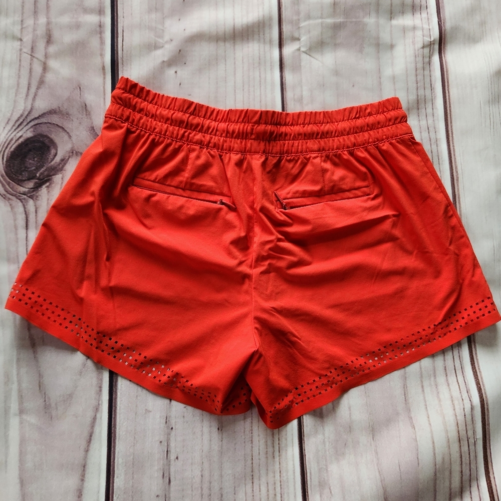 Athleta "Baja Short" Laser Cut Perforated Hibuscus Red Athletic | Women's Size 2 - Picture 4 of 9